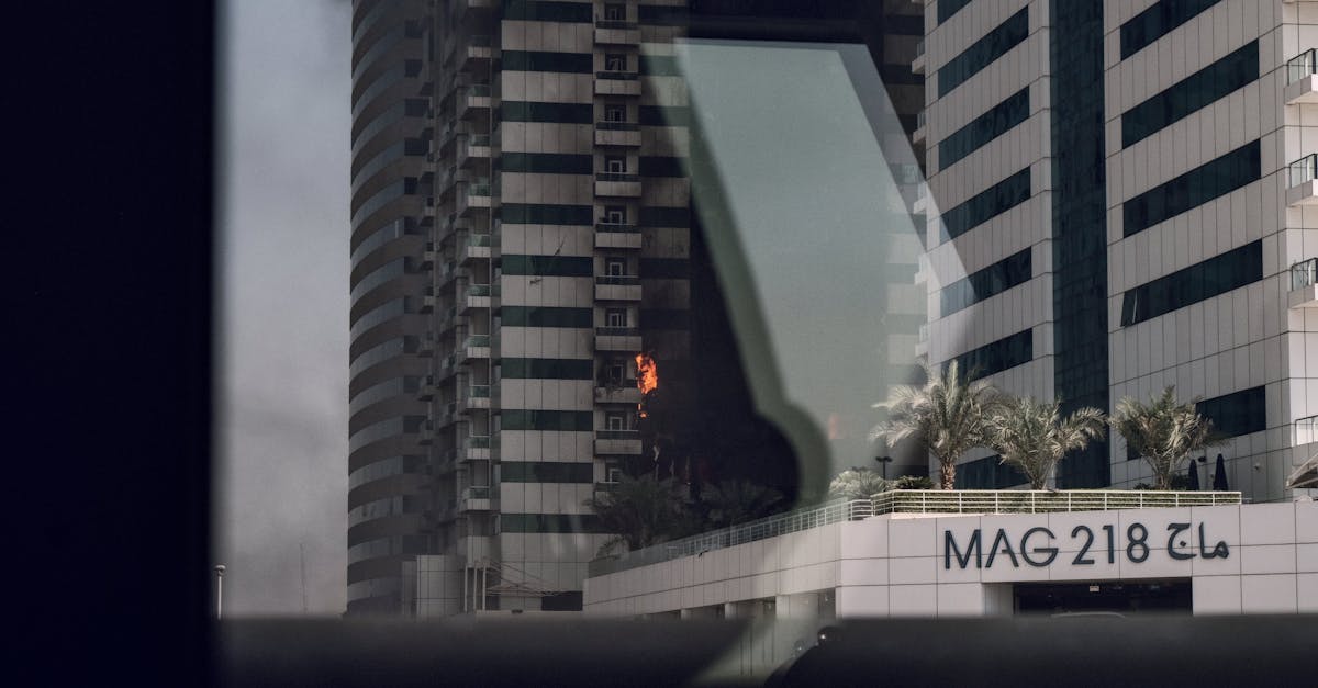 Fire Engulfs Key UAE Oil Port Amid Rising Tensions
